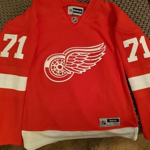 Dylan Larkin Red Wings Jersey